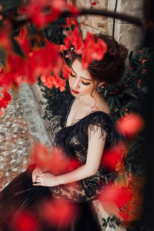 Trang điểm cô dâu cổ điển