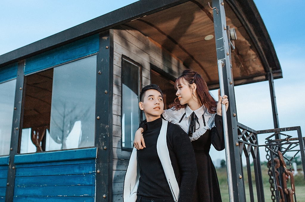 Ảnh cưới đẹp trọn gói giá rẻ tại phim trường Paris